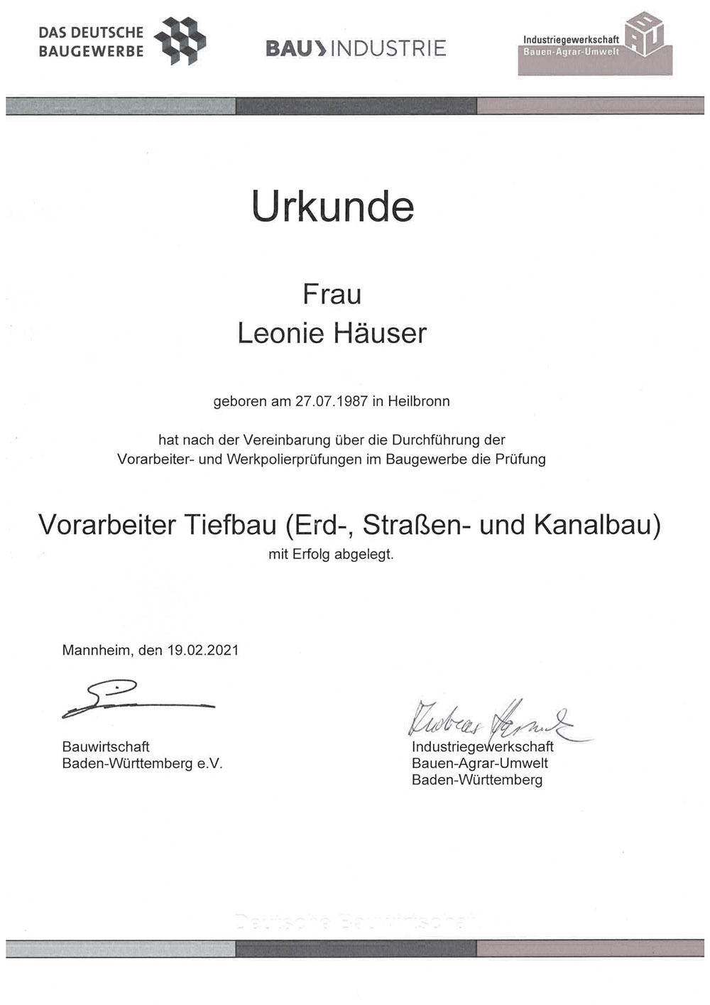 VORAEBEITER TIEFBAU Leonie Häuser